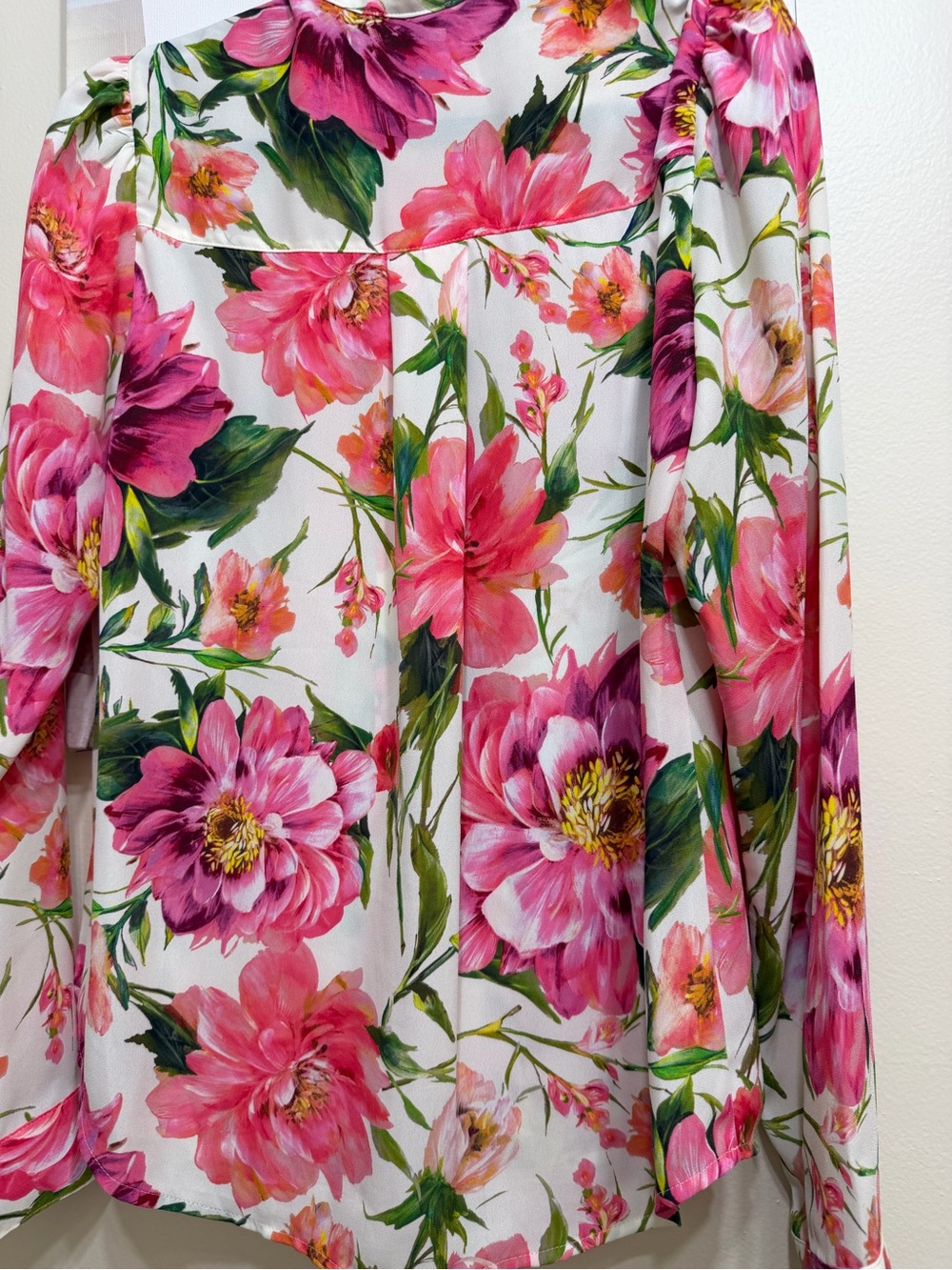 Express White Blouse with Pink Floral Print - Picture 6 of 6
